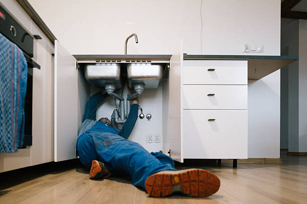 Professional Leak Detection technician working in East Walpole, MA